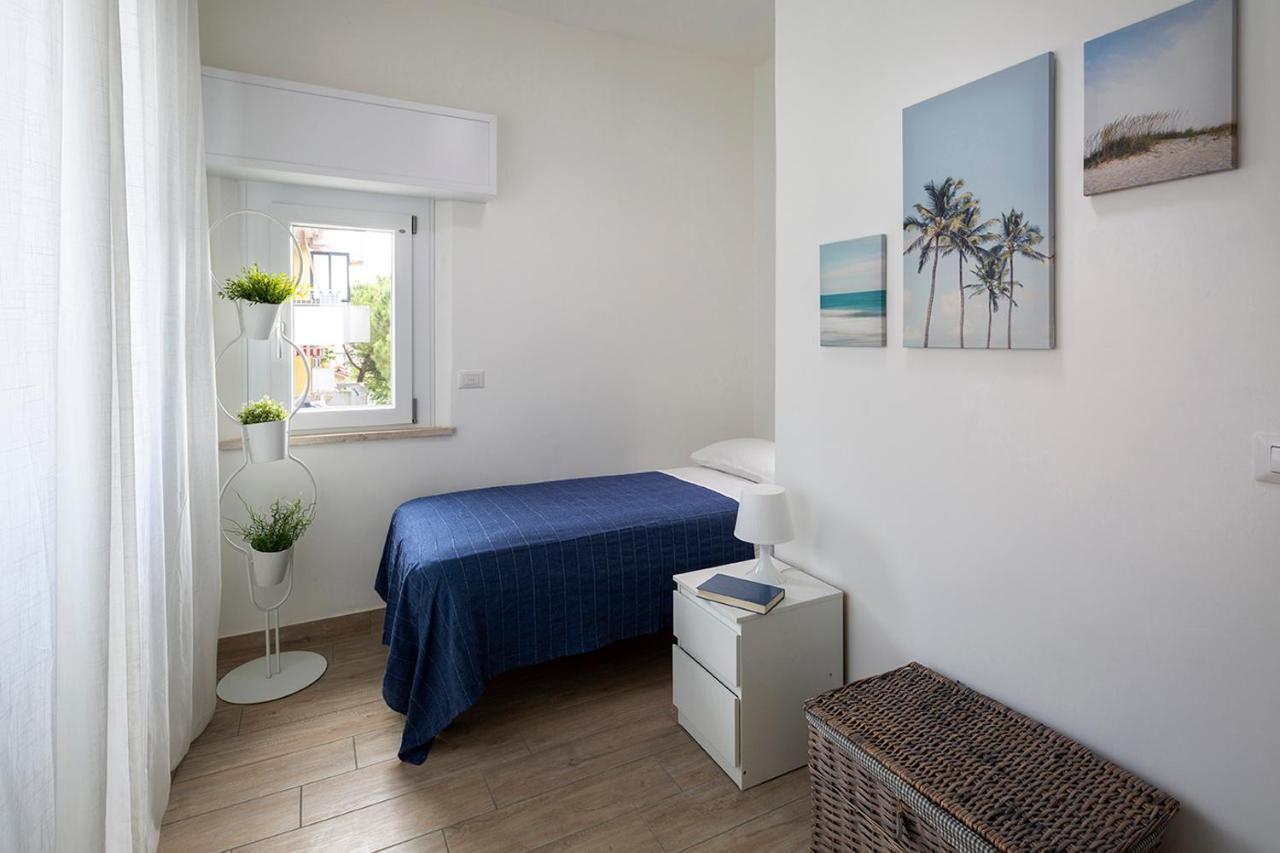 Appartamenti Villa Miramare Rimini Eksteriør billede