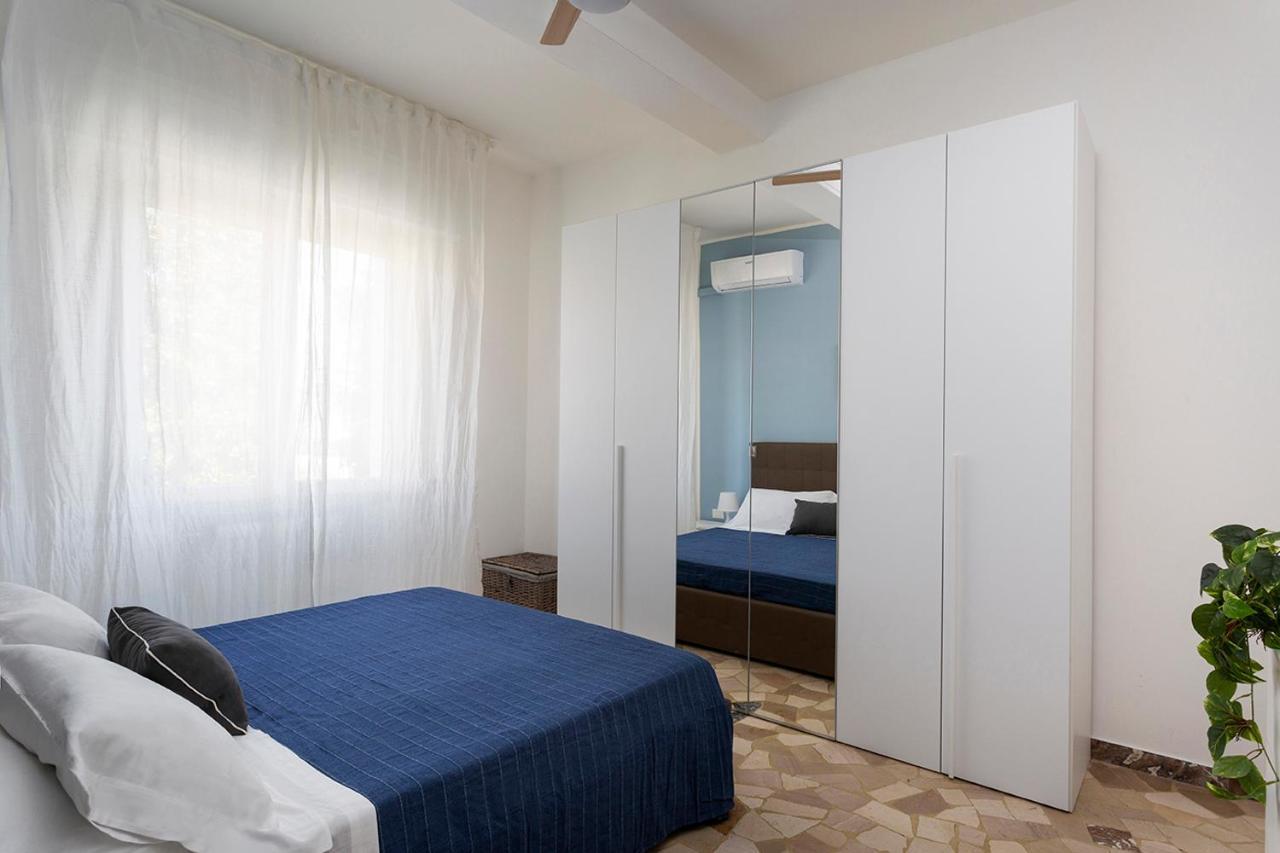 Appartamenti Villa Miramare Rimini Eksteriør billede