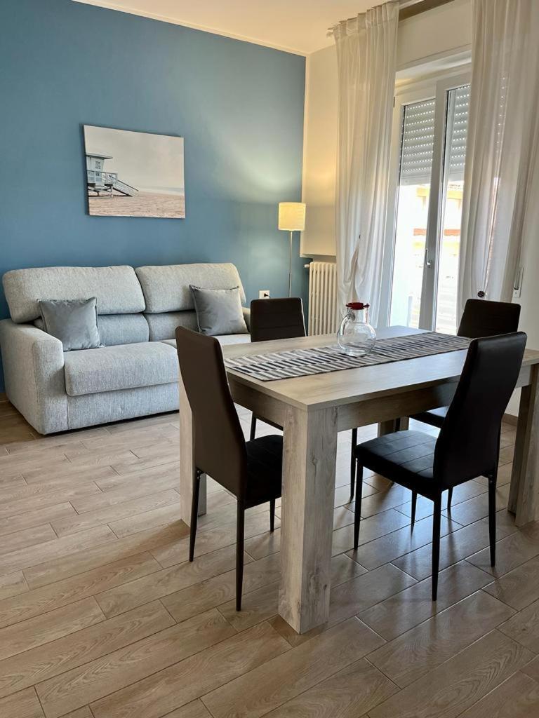 Appartamenti Villa Miramare Rimini Eksteriør billede