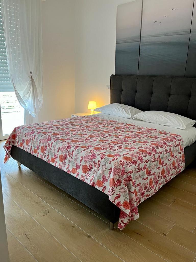 Appartamenti Villa Miramare Rimini Eksteriør billede
