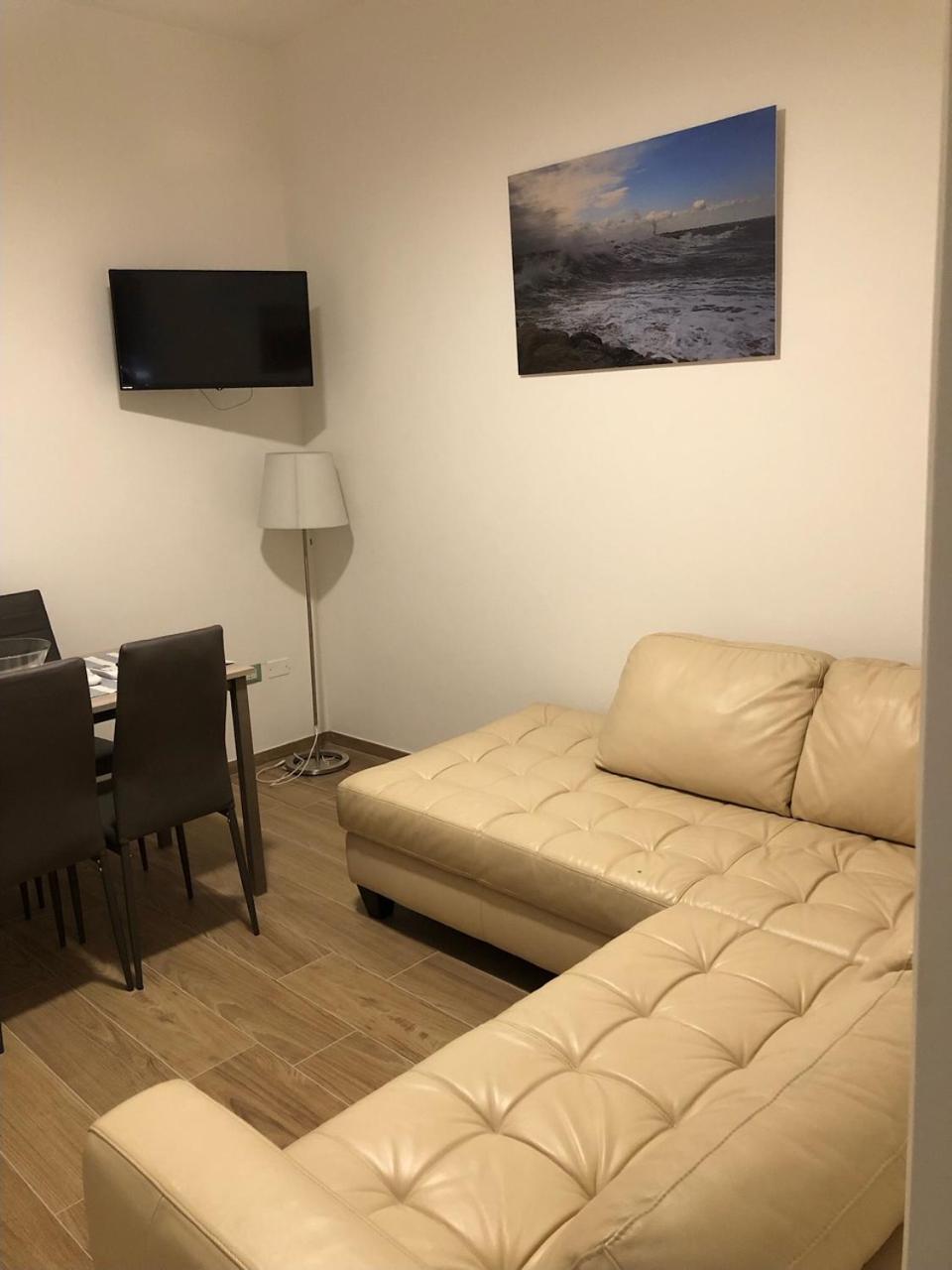 Appartamenti Villa Miramare Rimini Eksteriør billede